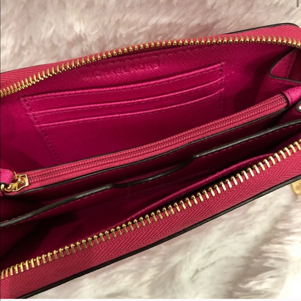 Michael Korea’s Raspberry pink wallet - Picture 2 of 2